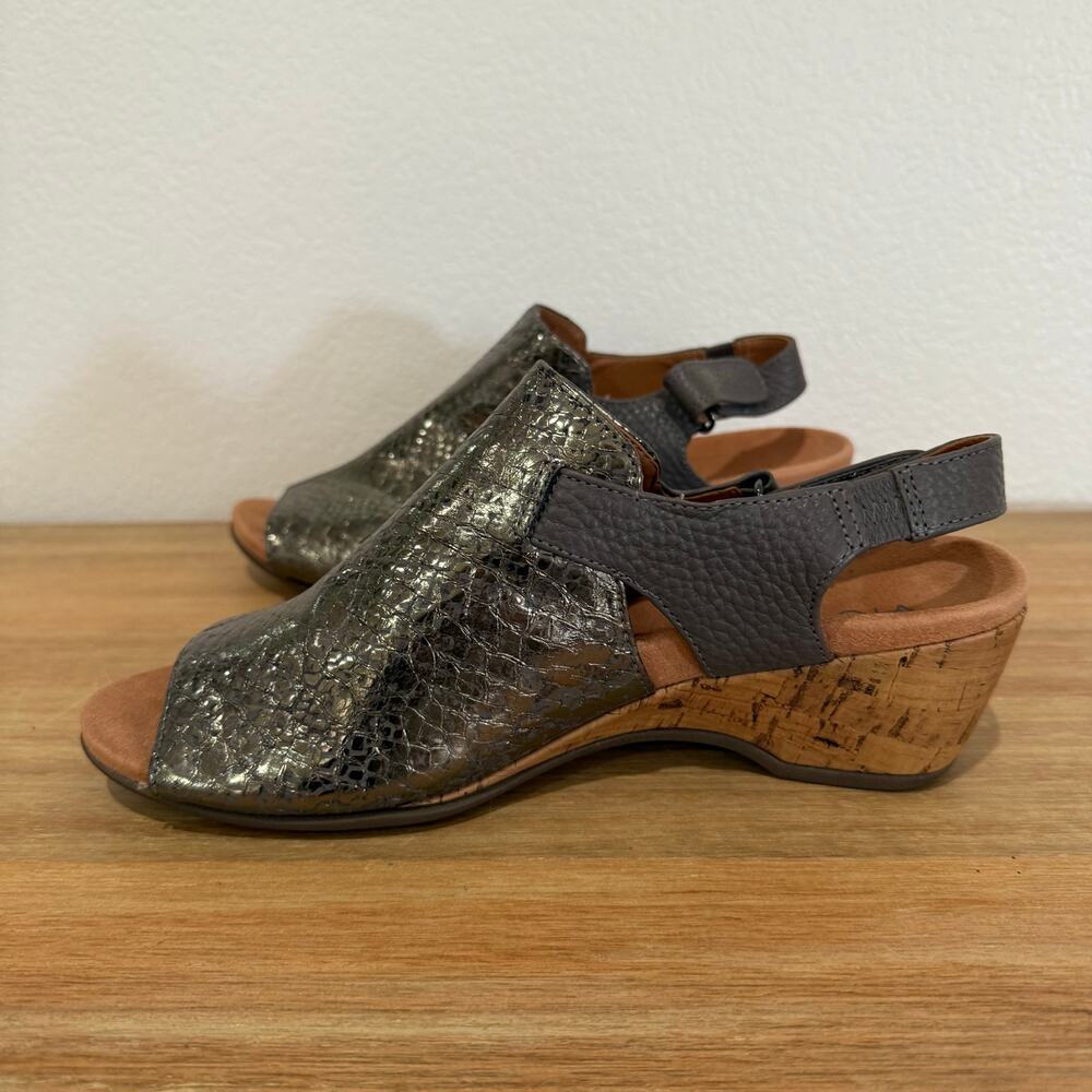 Vionic Tatiana Adjustable Peep Toe Wedge Metallic Snake Embossed Size 8.5 - Picture 10 of 13